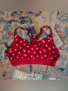 Victoria’s Secret PINK Red & Pink Heart Print Sports Bra – Medium